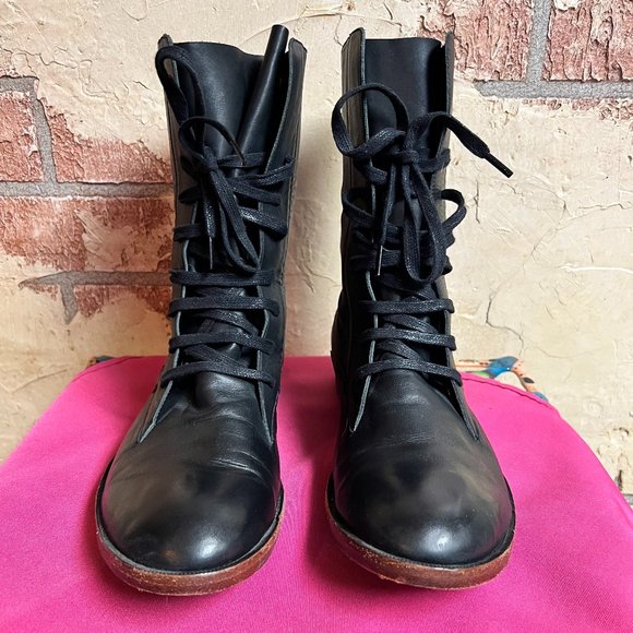 John Fluevog Valentina, black, size 9 (wears small). - Picture 3 of 6